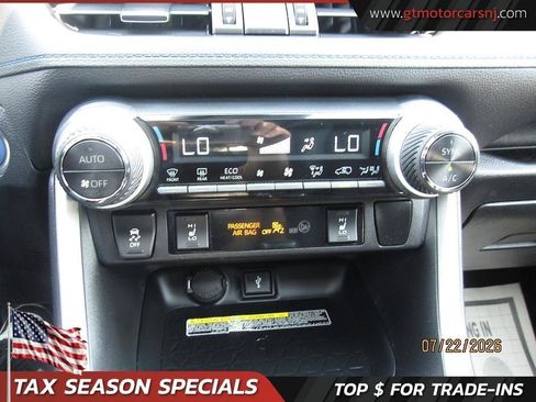 Used 2021 Toyota RAV4 XSE AWD/4WD image 30