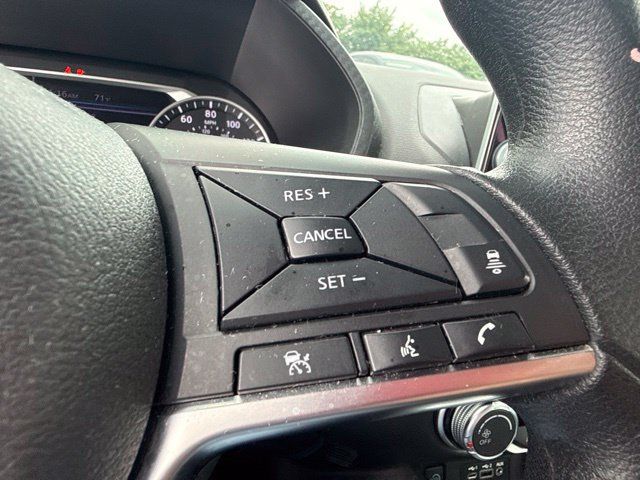 Used 2024 Nissan Sentra SV FWD image 15