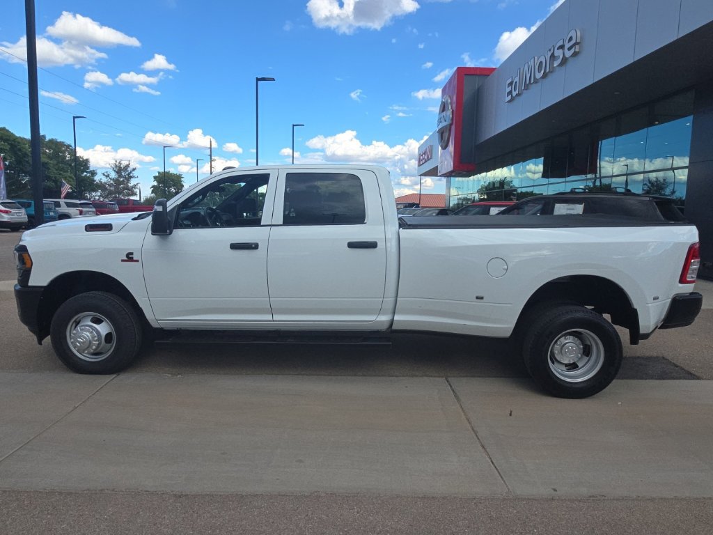 Used 2024 RAM 3500 Tradesman AWD/4WD image 8