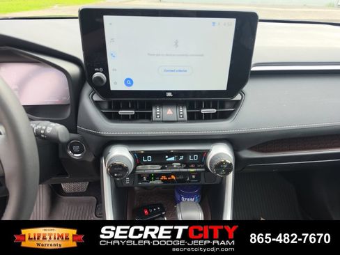 Used 2025 Toyota RAV4 Limited w/ Weather Package AWD/4WD image 18
