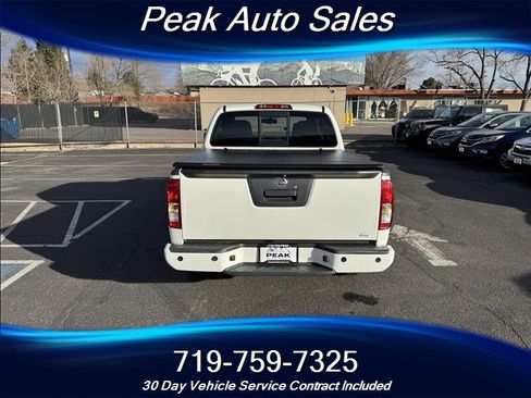 Used 2018 Nissan Frontier PRO-4X image 6
