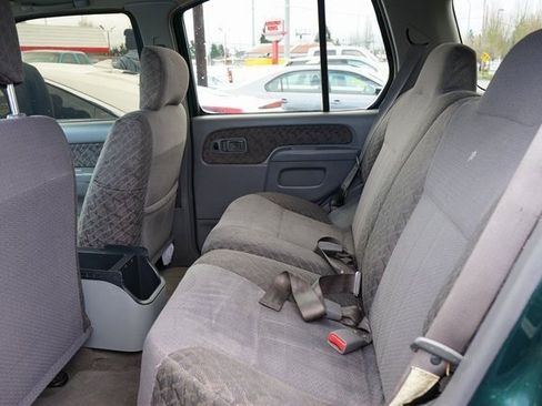 Used 2000 Nissan Xterra XE image 9