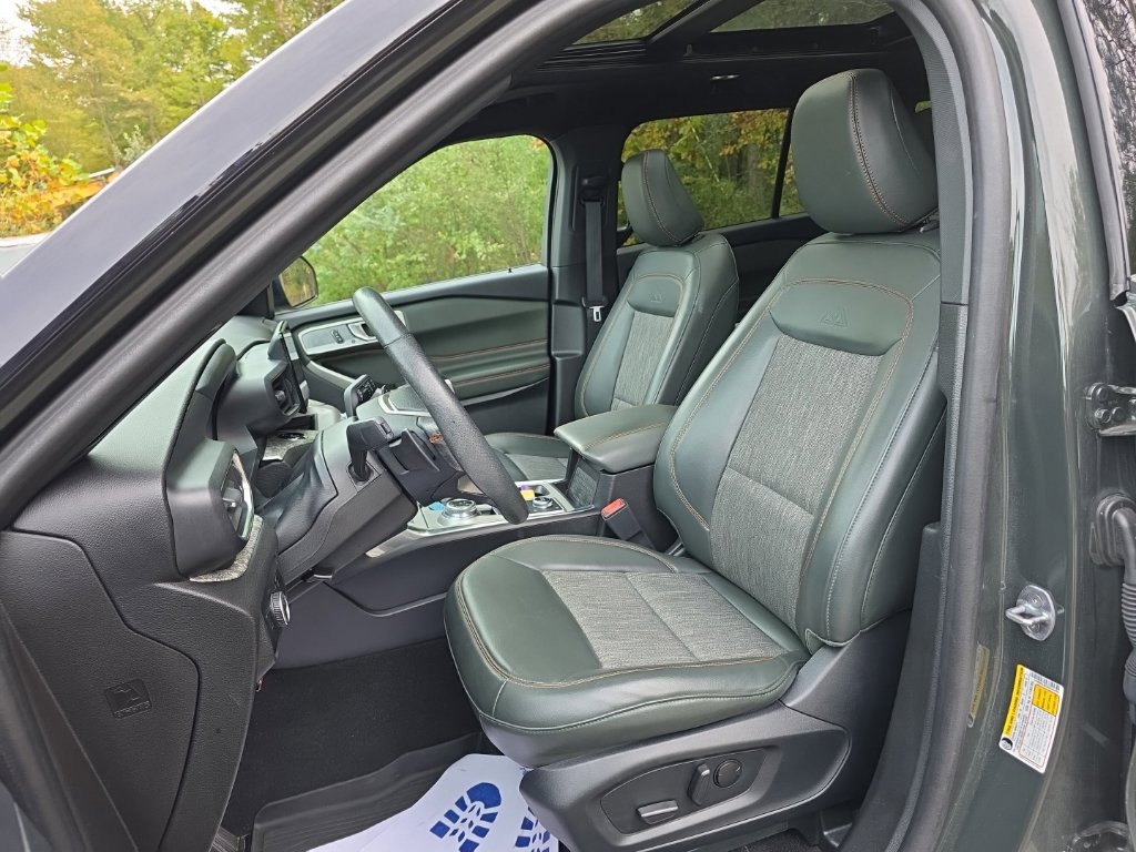 Used 2024 Ford Explorer Timberline w/ Timberline Technology Package AWD/4WD image 12