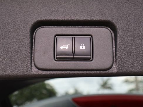 Used 2023 Nissan Rogue Platinum w/ Platinum Premium Package FWD image 22