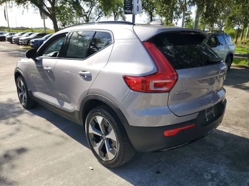 Certified 2026 Volvo XC40 B5 Plus AWD/4WD image 4