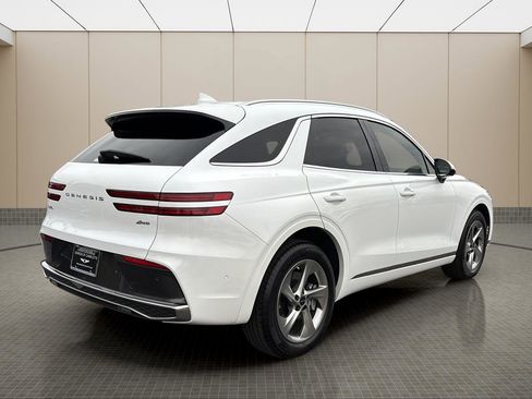 Certified 2026 Genesis GV70 2.5T Advanced image 5