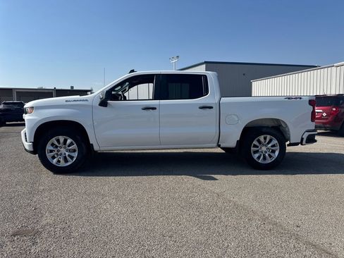Used 2022 Chevrolet Silverado 1500 Custom w/ Safety Confidence Package image 3
