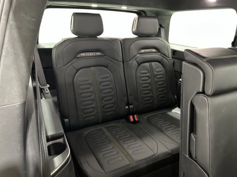 Used 2023 Rivian R1S Adventure image 21