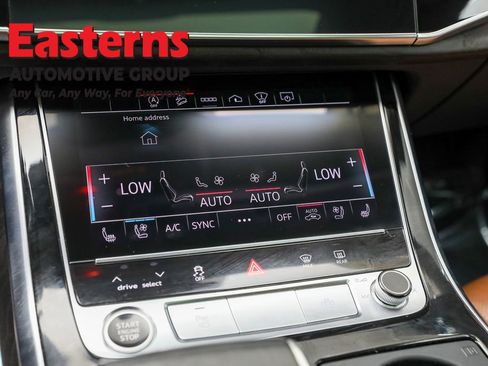 Used 2022 Audi Q8 Prestige w/ Prestige Package image 32