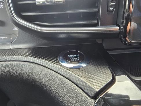Used 2023 Ford Explorer ST-Line AWD/4WD image 23
