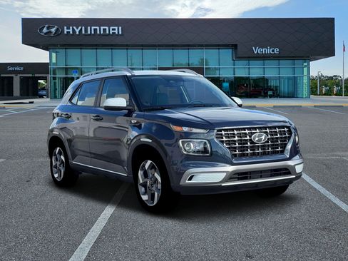 New 2026 Hyundai Venue SEL FWD image 30
