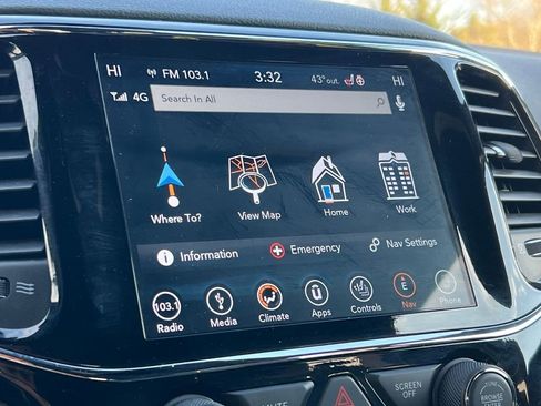 Used 2019 Jeep Grand Cherokee Limited image 27