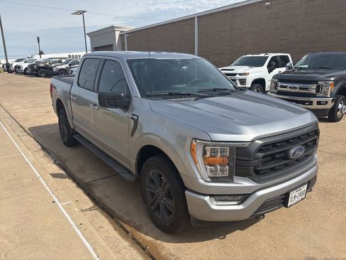 Used 2023 Ford F150 XLT w/ Equipment Group 302A High image 4