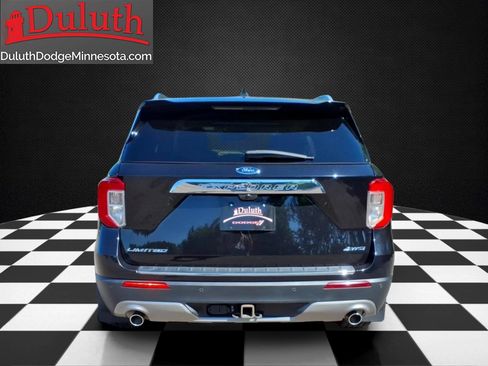 Used 2022 Ford Explorer Limited w/ Limited Technology Package AWD/4WD image 4