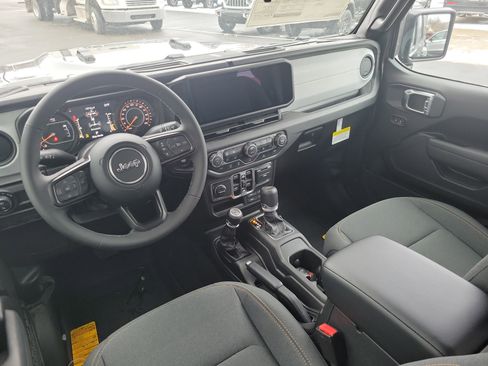 New 2026 Jeep Gladiator Sport image 20