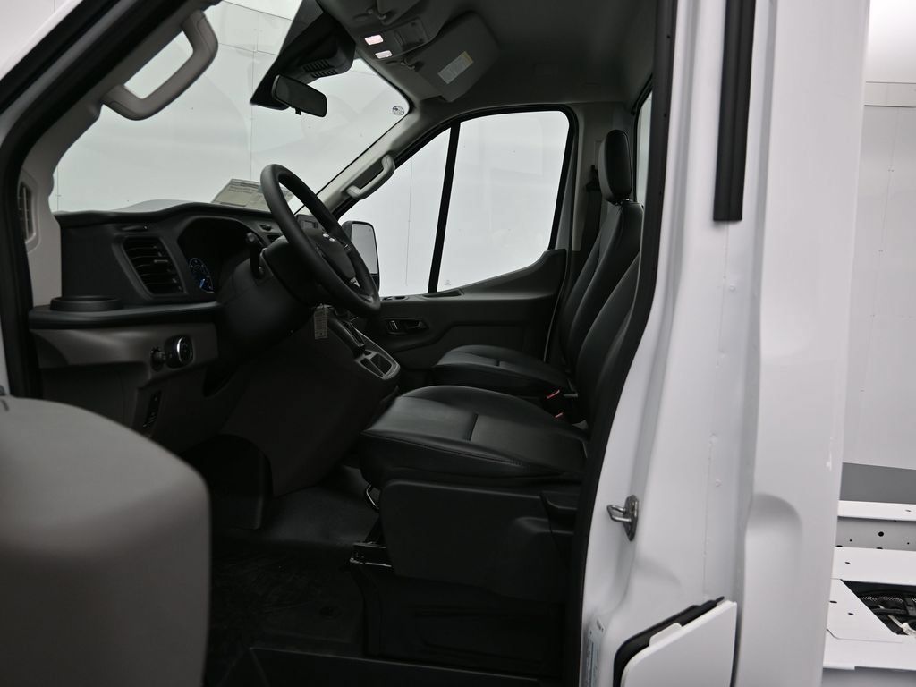 New 2025 Ford Transit 250 w/ Upfitter Package RWD image 17