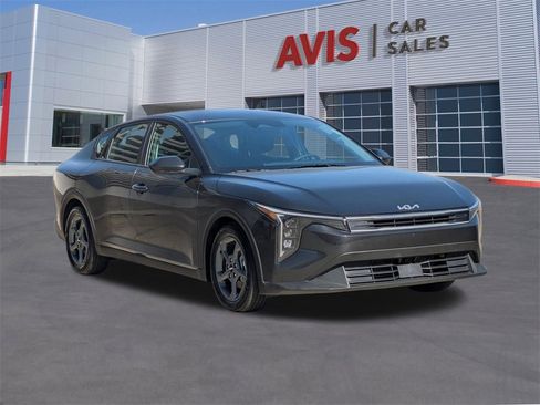 Used 2025 Kia K4 LXS image 3