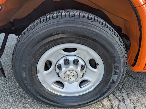 Used 2020 Chevrolet Express 2500 w/ Driver Convenience Package image 38