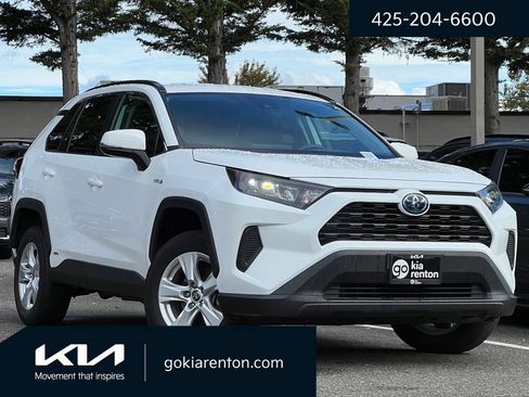 Used 2021 Toyota RAV4 LE AWD/4WD image 1