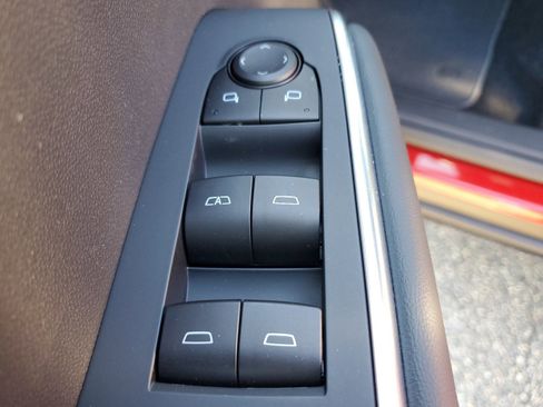 New 2025 GMC Acadia Elevation image 23