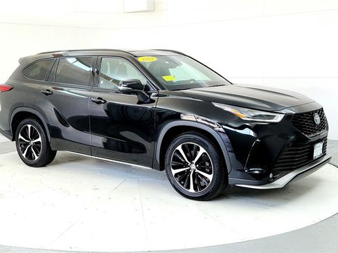 Used 2021 Toyota Highlander XSE image 7