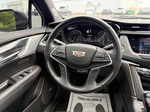 Used 2021 Cadillac XT5 Premium Luxury w/ LPO, Floor Liner Package AWD/4WD image 14