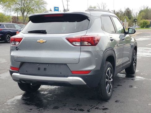 Certified 2025 Chevrolet TrailBlazer LT w/ Convenience Package AWD/4WD image 3