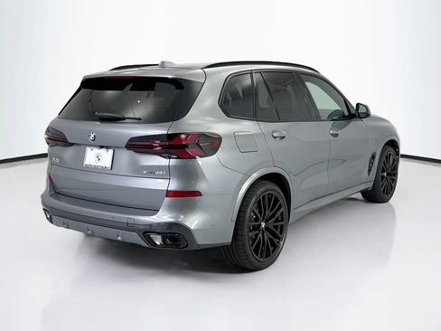 New 2026 BMW X5 xDrive40i w/ M Sport Package AWD/4WD image 5