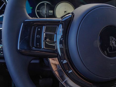 New 2026 Rolls-Royce Cullinan image 25