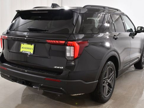 New 2026 Ford Explorer ST-Line w/ ST-Line Street Pack AWD/4WD image 12