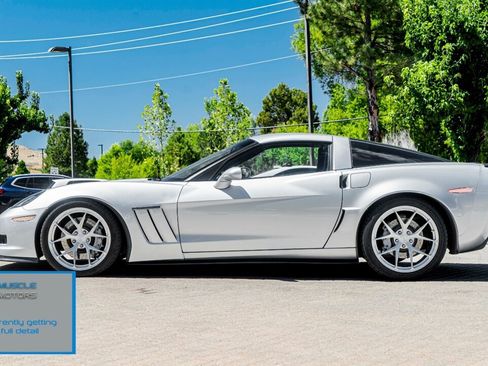 Used 2010 Chevrolet Corvette Grand Sport w/ Preferred Equipment Group RWD image 3