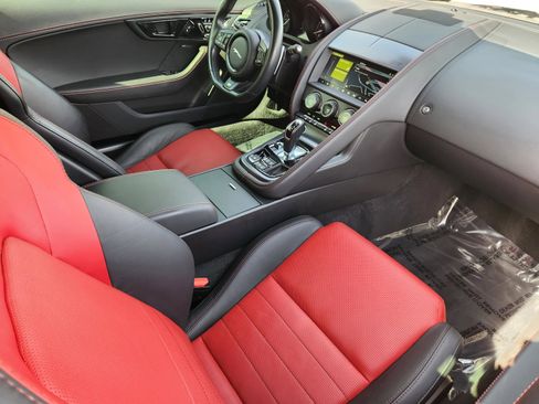 Used 2020 Jaguar F-TYPE R AWD/4WD image 12