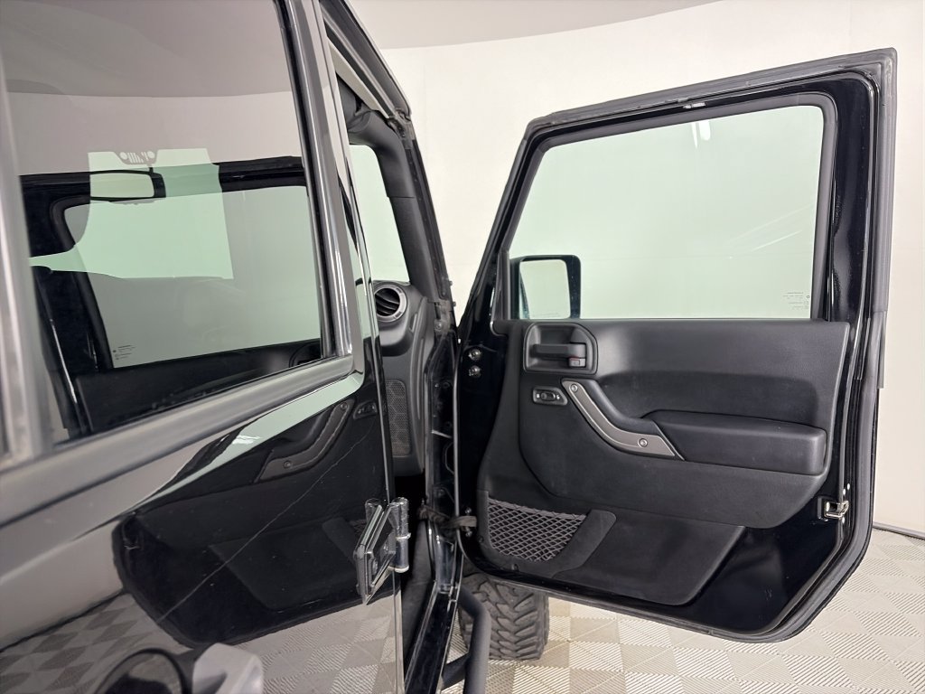 Used 2017 Jeep Wrangler Unlimited Sport w/ Quick Order Package 24S AWD/4WD image 27