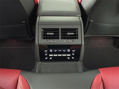 Certified 2025 Porsche Panamera 4 image 26