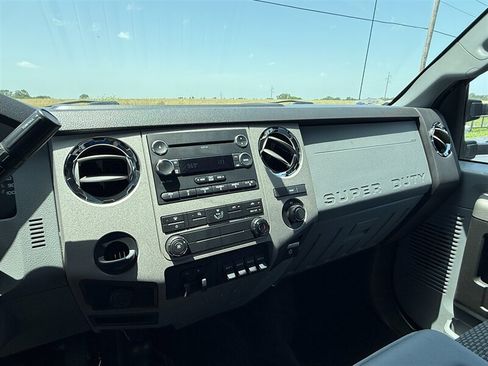 Used 2014 Ford F450 XLT AWD/4WD image 17