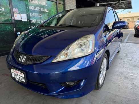 Used 2010 Honda Fit Sport image 3