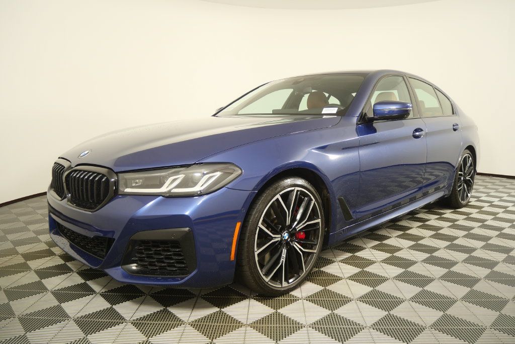 Used 2021 BMW 540i w/ M Sport Package RWD image 8