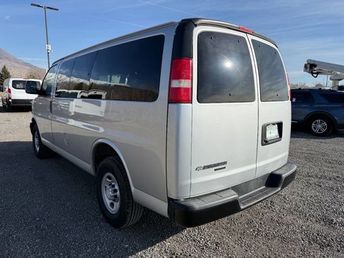 Used 2016 Chevrolet Express 2500 LS image 5