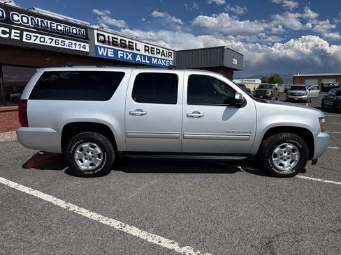 Used 2014 Chevrolet Suburban LS AWD/4WD image 9