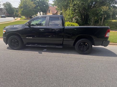 Used 2019 RAM 1500 Big Horn AWD/4WD image 6