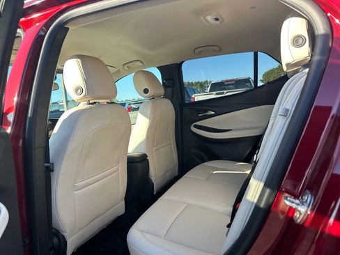Used 2025 Buick Encore GX Sport Touring image 25