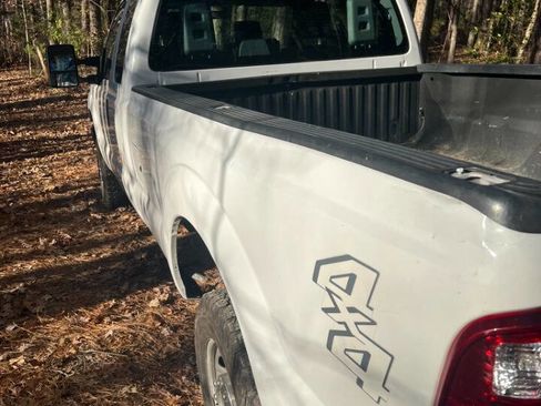 Used 2012 Ford F250 XL w/ PWR Equipment Group image 9