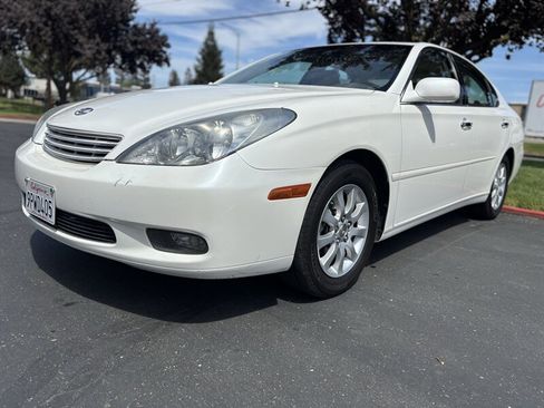 Used 2004 Lexus ES 330 FWD image 4