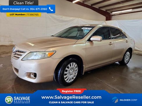 Used 2011 Toyota Camry Sedan image 1