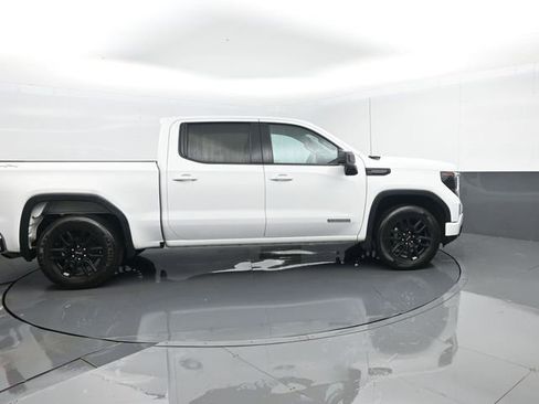 Used 2023 GMC Sierra 1500 Elevation AWD/4WD image 4