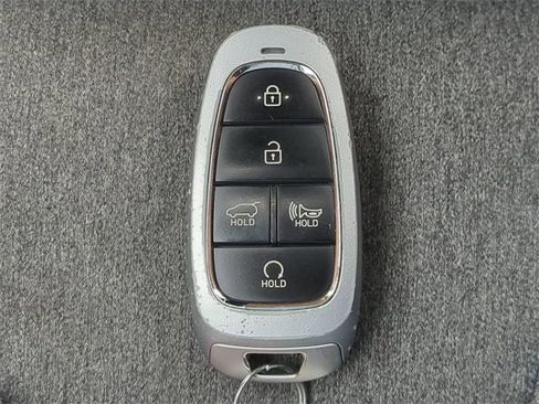 Used 2023 Hyundai Santa Fe SEL image 37