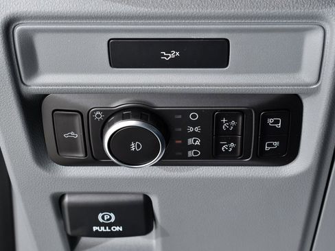 New 2026 Ford F150 XLT w/ Equipment Group 302A MID image 32