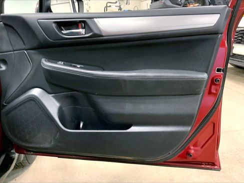 Used 2015 Subaru Outback 2.5i Premium image 22