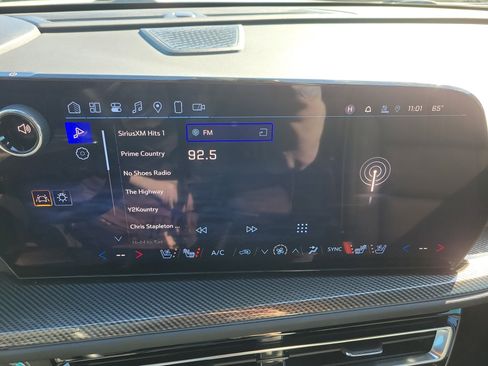 Used 2025 Chevrolet Traverse High Country w/ LPO, Floor Liner Package image 35