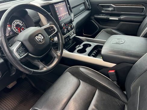 Used 2019 RAM 1500 Laramie AWD/4WD image 11